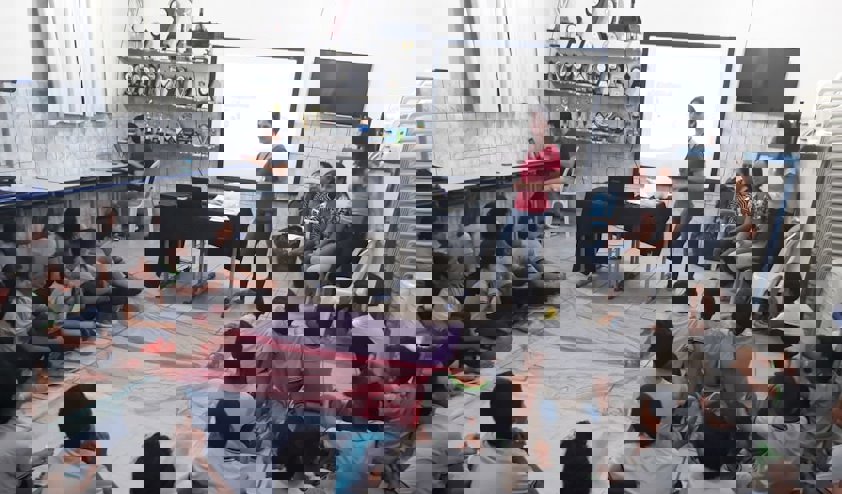 Alunos da Escola Belarmina Fernandes aprendem sobre reciclagem