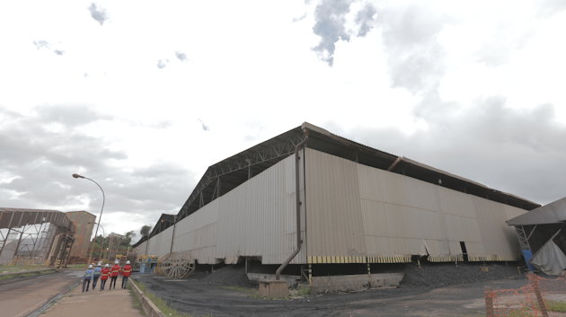 Galpão de armazenamento de carvão durante inspeção em março de 2018