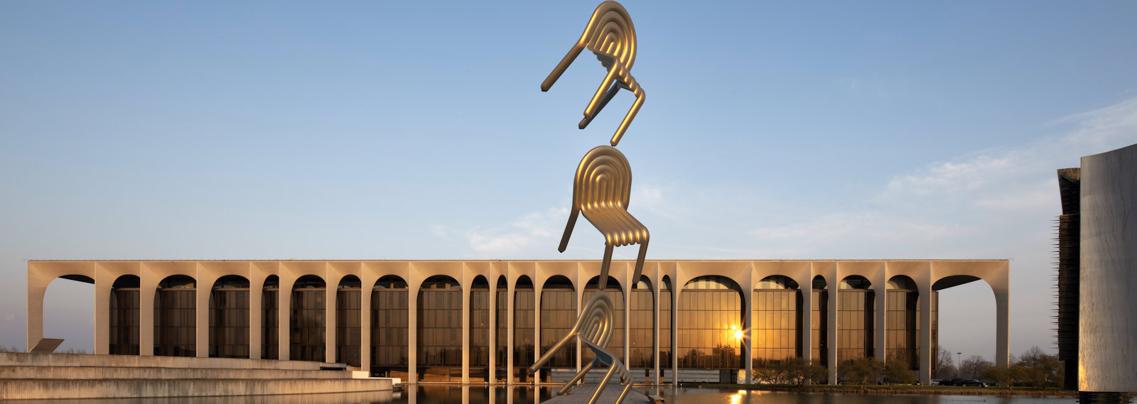 Tom Dixon_Hydro Chair_Palazzo Mondadori_CGI