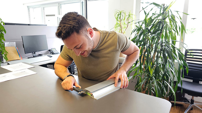 Oghuzan Uyanik, Anwendungstechniker